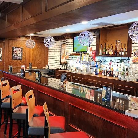 Days Inn & Suites By Wyndham Roseville/Detroit Area Luaran gambar