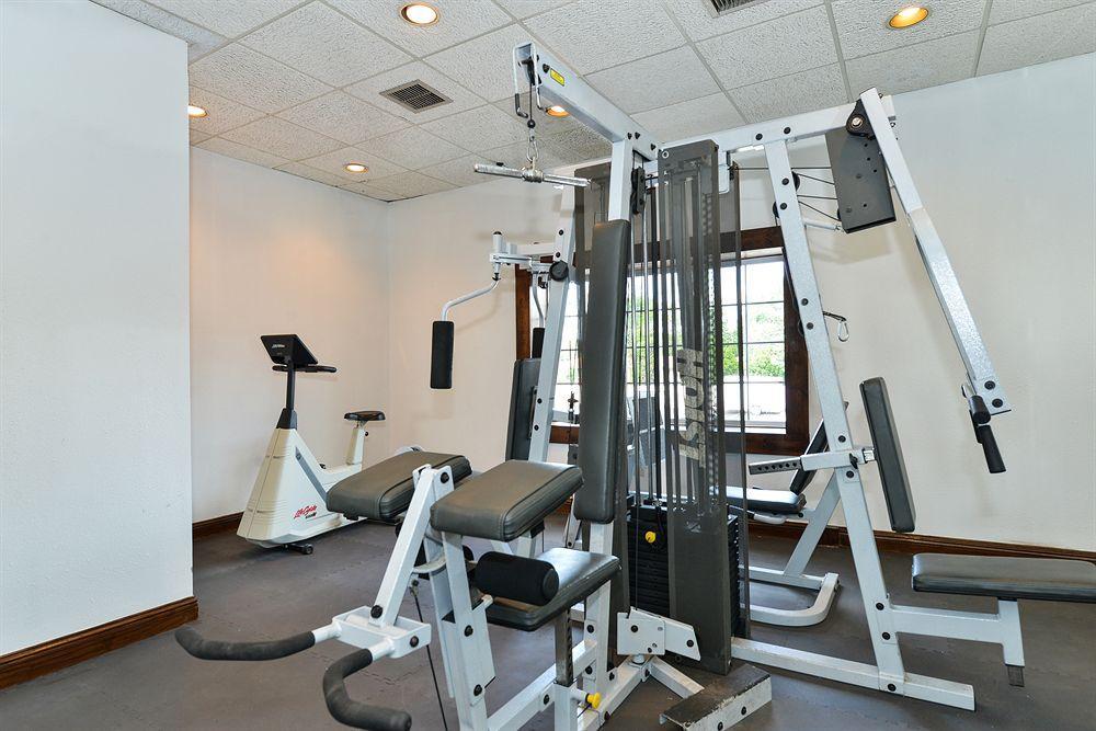 Days Inn & Suites By Wyndham Roseville/Detroit Area Luaran gambar
