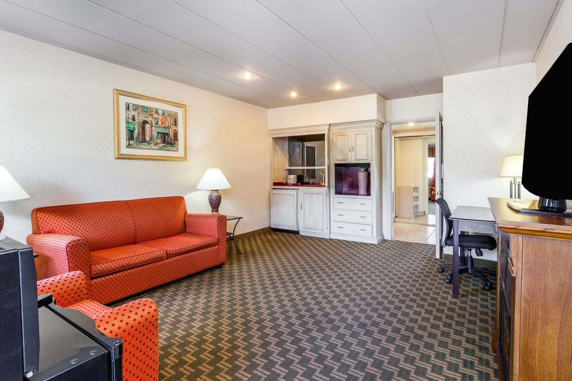 Days Inn & Suites By Wyndham Roseville/Detroit Area Luaran gambar